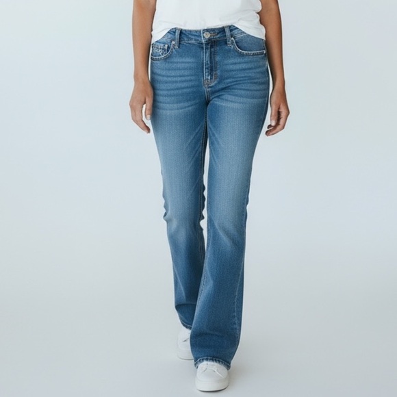 COWGIRL TUFF -DON’T FENCE ME IN SPARKLE - SIZE 31 X 31 - B18 - Picture 2 of 15